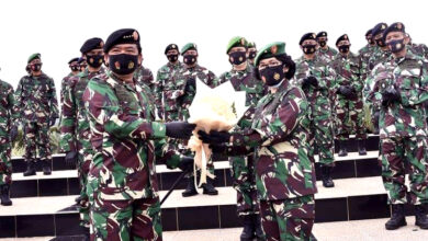 Photo of Panglima TNI Terima Kenaikan Pangkat 91 Perwira Tinggi TNI