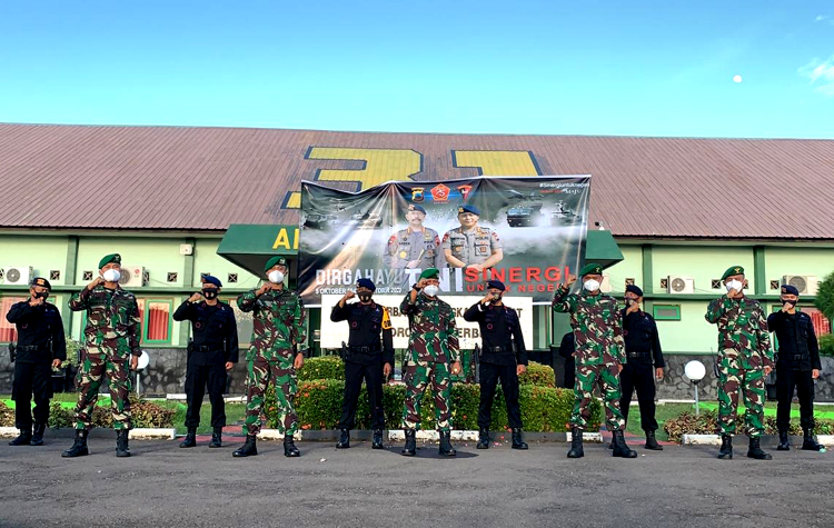 Satbrimob Polda Jawa Tengah Mengunjungi Skuadron Udara TNI di Jawa Tengah (sumber: Humas Brimob Polda Jawa Tengah)