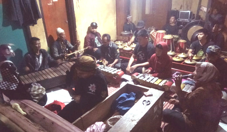dalang dan nayaga