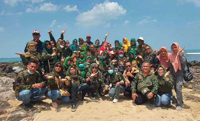 Foto bersama komunitas BARAK Kotabumi