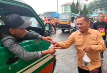 Photo of Keluarga Urang Awak Cimahi (KUACI) dan Seniman Keyboardis Cimahi (SKC) Bagikan 1000 Tajil Gratis di Cimahi Mall