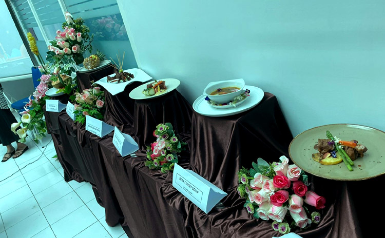 Sajian olahan makanan berbahan dasar kambing