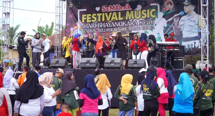 Panggung hiburan