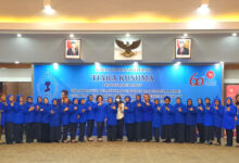 Photo of DPD Tiara Kusuma Provinsi Jawa Barat Sukses Gelar Acara Pelantikan dan Pengukuhan Tiga Pengurus Tiara Kusuma DPC Kabupaten/Kota di Jawa Barat Periode 2022-2026