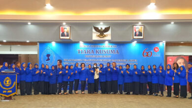 Photo of DPD Tiara Kusuma Provinsi Jawa Barat Sukses Gelar Acara Pelantikan dan Pengukuhan Tiga Pengurus Tiara Kusuma DPC Kabupaten/Kota di Jawa Barat Periode 2022-2026