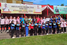 Photo of Dinas Kepemudaan dan Olahraga Kabupaten Pesawaran Memperingati Hari Olahraga Nasional ke-39 di Lapangan Pemkab Pesawaran