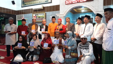 Photo of Pengurus Masjid Al Jihad Cempedak Lampung Utara Undang Ustaz Koko Liem