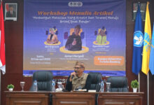 Photo of Mahasiswa PEKA Menjadi Penulis Kreatif lewat Workshop Menulis Artikel Ilmiah Populer