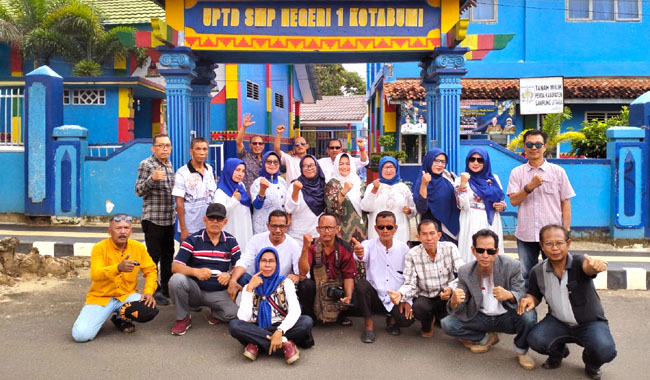 IKA SMP Negeri 1 Kotabumi Angkatan 1982