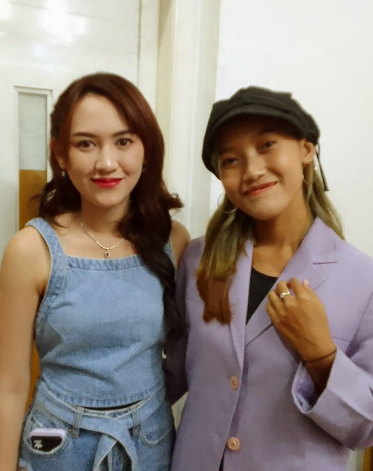 Happy Asmara (kiri) dan Silvana Citra Maharani (kanan)