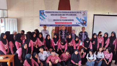 Photo of Pelatihan Peningkatan Pengetahuan Siswa SMK YPPS Sumedang dalam Penerapan Public Speaking dan Design Grafis