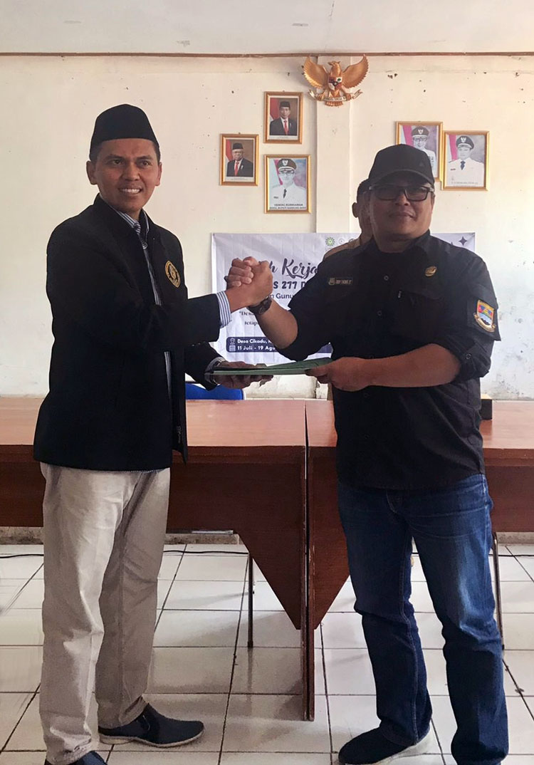 Penyerahan mahasiswa KKN