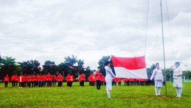 Photo of Ormas Pejuang Batak Bersatu Gelar Upacara Bendera di Asrama Widuri