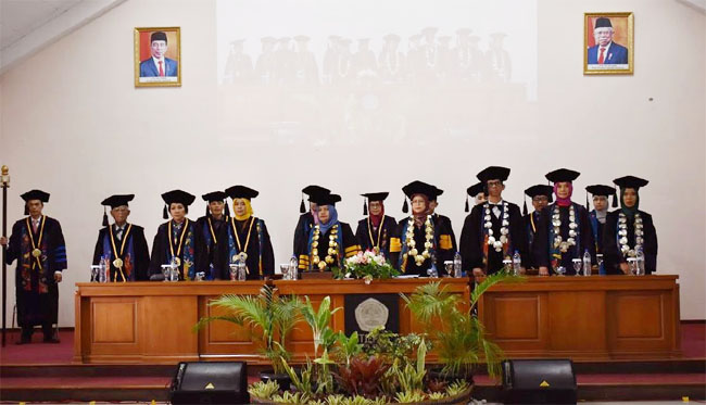Sidang Terbuka Senat Akademik STIEPAR YAPARI