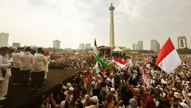 Photo of Lebih dari 1,5 Juta Orang Hadiri Aksi Bela Palestina di Monas, Jakarta