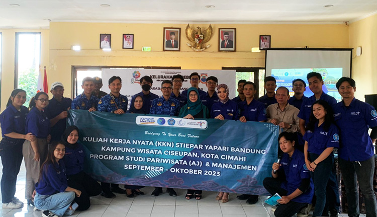 Seminar dan Penutupan KKN Ciseupan Kota Cimahi