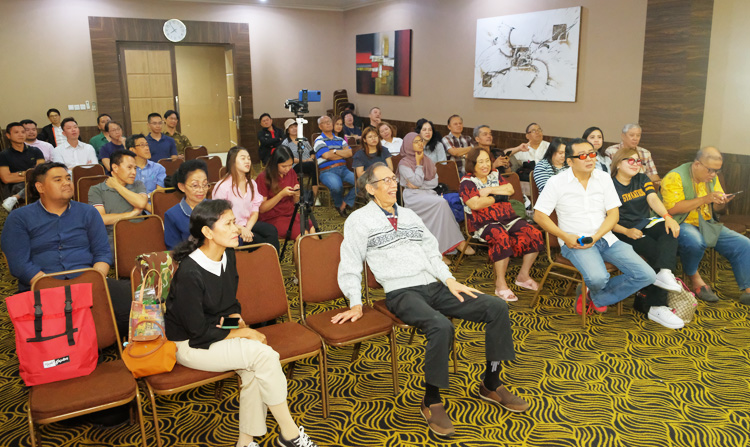 Suasana diskusi bertajuk “Pilih Kecap yang Mana?” yang berlangsung meriah di D’Botanica R. Azelea 2 Lantai P1, Jln. Dr. Junjunan 143-149 Kota Bandung pada Rabu (29/11/2023) kemarin - (Sumber: Manda/PMN)