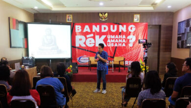 Photo of Alexander Andri berikan Motivasi dan Edukasi Keuangan dalam Bandung Ngariung