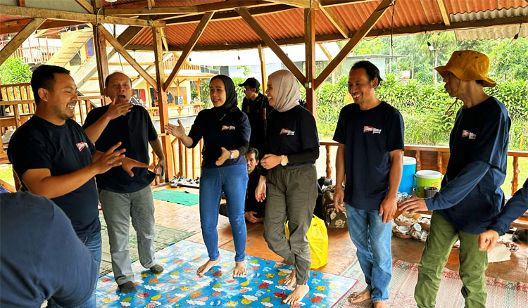 Salah satu aktivitas yang paling seru dalam kegiatan Outing STIEPAR YAPARI 2024 yang berlangsung di Pengalengan pada Rabu (31/01/2024) kemarin