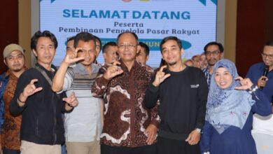 Photo of Pemkot Cimahi Gelar Pembinaan Pengelola Pasar Rakyat untuk Pertumbuhan Ekonomi Daerah