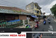 Photo of Toko Terbakar Di Jalan Lurah Akibat Hubungan Arus Pendek
