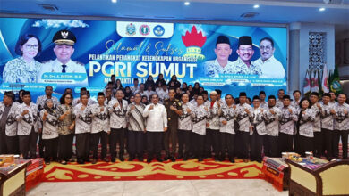 Photo of Lantik Pengurus Perangkat Kelengkapan Organisasi PGRI Sumut, Ilyas Sitorus Berharap Dapat Melakukan Penguatan Organisasi