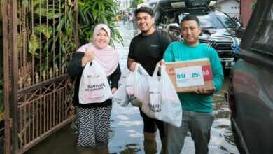 Photo of BSI Maslahat Salurkan Bantuan untuk Warga Terdampak Banjir di Tangerang