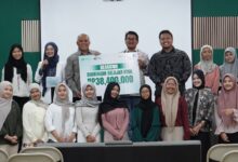 Photo of Bantu Teman Bersama Sakola Kembara Berkomitmen Membantu Siswa Lewat Beasiswa Pendidikan