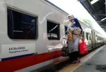 Photo of Libur Panjang Isra Mikraj, 12 Ribu Penumpang Gunakan Kereta Api di Divre IV Tanjungkarang
