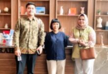 Photo of Dukung Penampilan Profesional Insan BRILian, BRI Branch Office Otista Region 6/Jakarta 1 Jalin Sinergi dengan Expressions Parfum