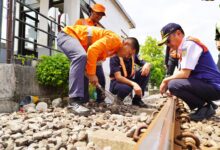 Photo of Waspada Cuaca Ekstrem, KAI Daop 7 Madiun Tingkatkan Mitigasi dan Kesiapsiagaan Prasarana