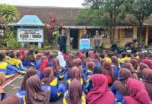 Photo of Kecelakaan di Perlintasan Menurun, Daop 4 Semarang Terus Tingkatkan Keamanan dan Keselamatan di Perlintasan Sebidang