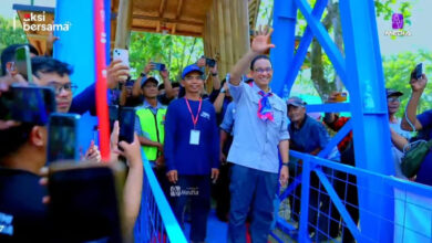 Photo of Diresmikan Anies Baswedan, Jembatan Titian Persatuan Dibangun Warga dan Aksi Bersama