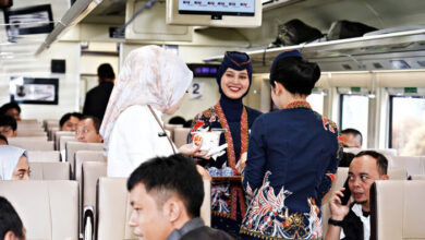 Photo of Genap Setahun Beroperasi, KA Gunungjati Angkut 248 Ribu Penumpang dari Daop 1 Jakarta