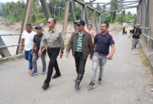 Photo of Kementerian PU Ambil Langkah Perbaikan Darurat pada Jalan dan Jembatan Terputus di Jeumpa, Aceh