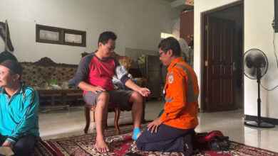 Photo of Manajemen KAI Daop 4 Pastikan Awak KA Menoreh Korban Temperan di Cirebon Mendapatkan Penanganan Medis dengan Baik