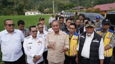 Photo of Kementerian PU Pastikan Percepatan Peningkatan Jalan Daerah Payakumbuh–Sitangkai Sesuai Rencana