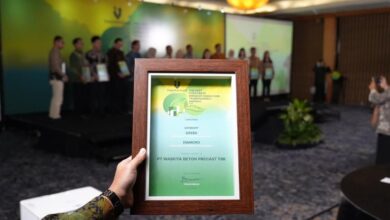 Photo of Konsisten Jalankan Praktik Keberlanjutan, WSBP Raih Penghargaan Pada Ajang The Best Corporate Transparency and Emission Reduction Awards 2026