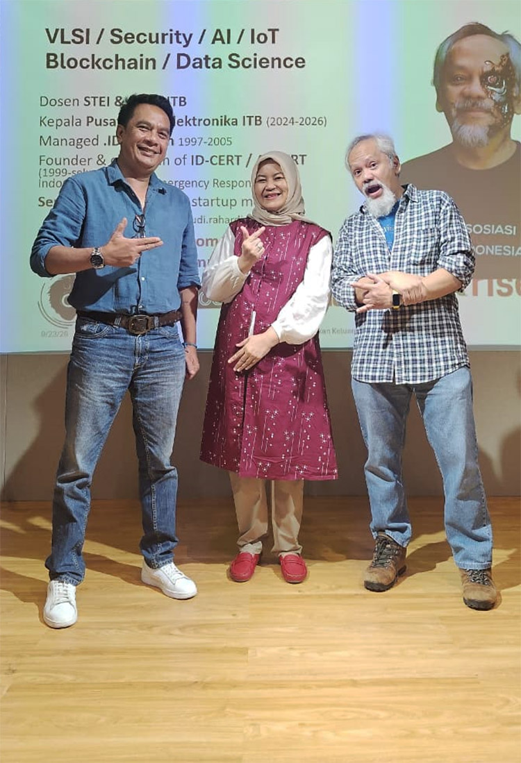 Narasumber acara seminar “Smart Parenting, Strong Culture: Mendidik Anak di Era Artificial Intelligence” yang diselenggarakan kelompok Arutala pada 23 September 2026 - (Sumber: PMN)